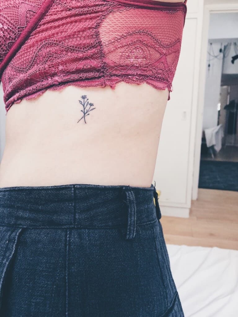 Klein frauen tattoos Kleine Tattoos