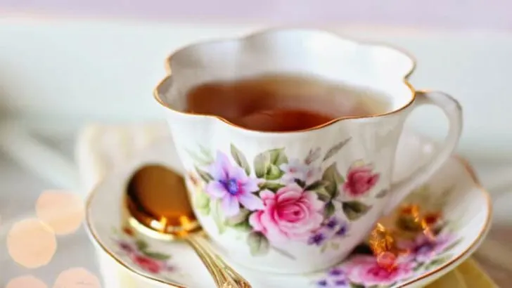 5 leckere Tee-Sorten, die dir beim abnehmen helfen können