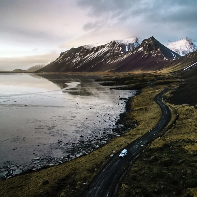 Alleine reisen als Frau? Diese 5 Urlaubsziele sind perfekt! (Island)