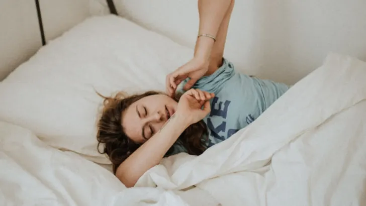 Mit diesem Trick wirst du in 10 Sekunden zum Frühaufsteher