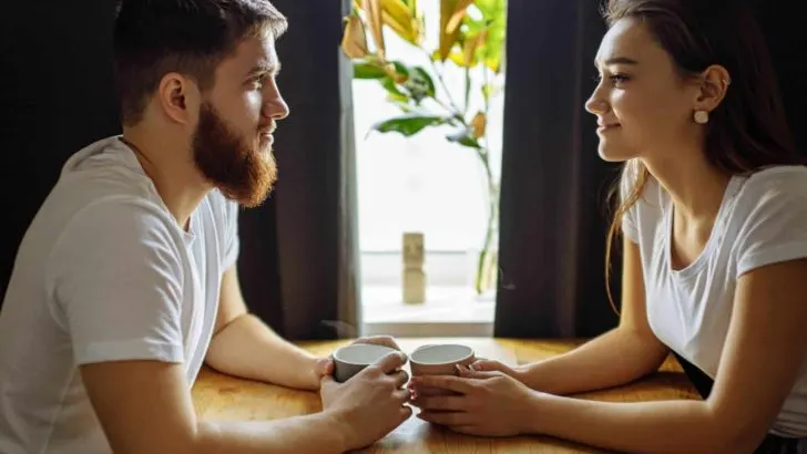 21 Ideen für tolle Dates zu Hause