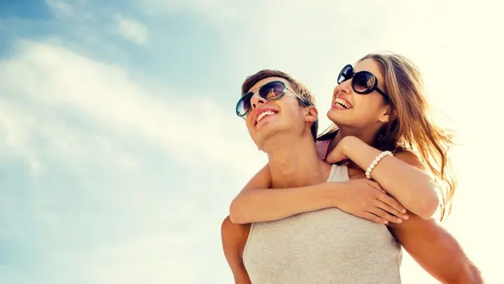 Das Beste und das Schlimmste an einer Beziehung mit deinem Sternzeichen