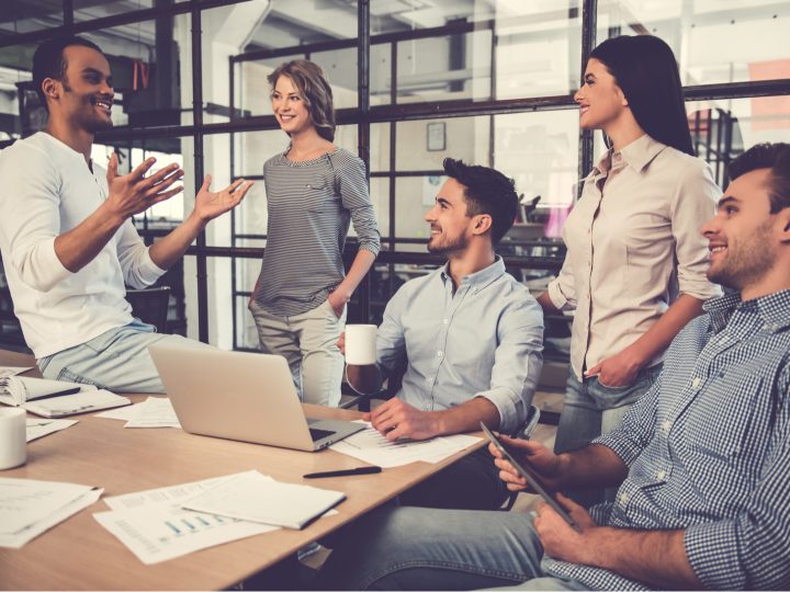 Diese 5 Sternzeichen sind die besten Arbeitskollegen
