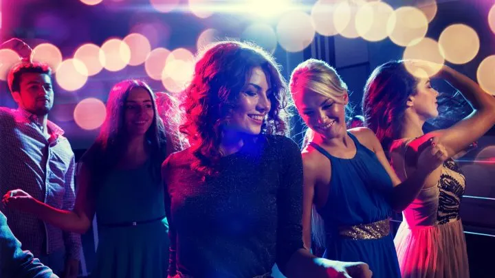 Diese 3 Sternzeichen sind echte Partyfreaks