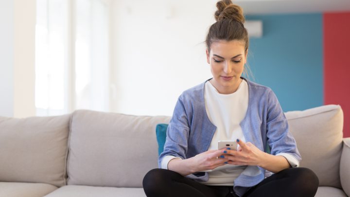 Wenn du dafür sorgen willst, dass er dich wie verrückt vermisst, schick ihm DIESE Nachrichten