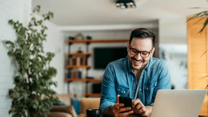 Männer Emojis Bedeutung: Verstehe endlich, was er dir sagen will!