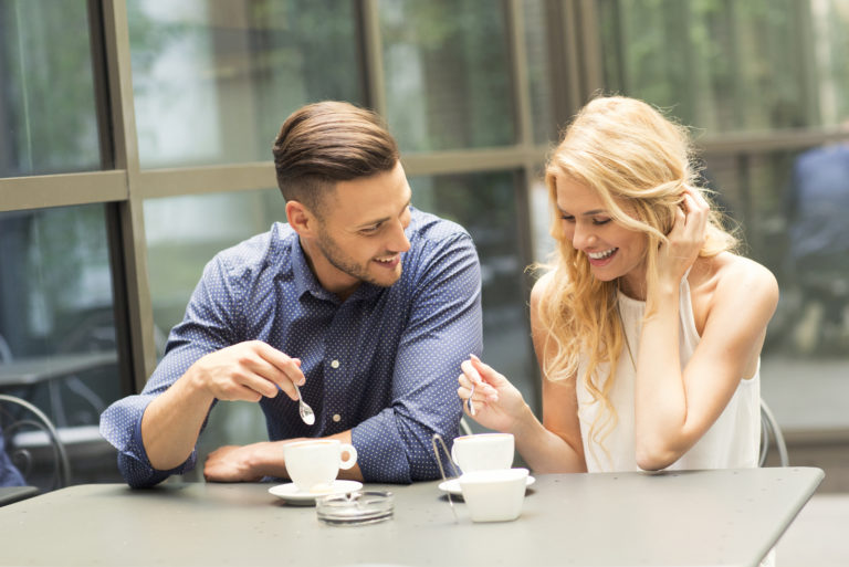 Wie bekommt man eine Freundin? Mit diesen 20 Tipps klappt es garantiert!