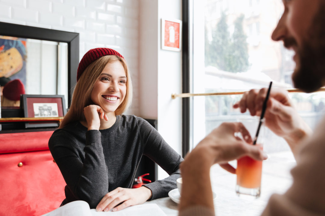 Als Frau Nach Dem Ersten Date Melden Wie verhalten sich Männer nach dem ersten Date?